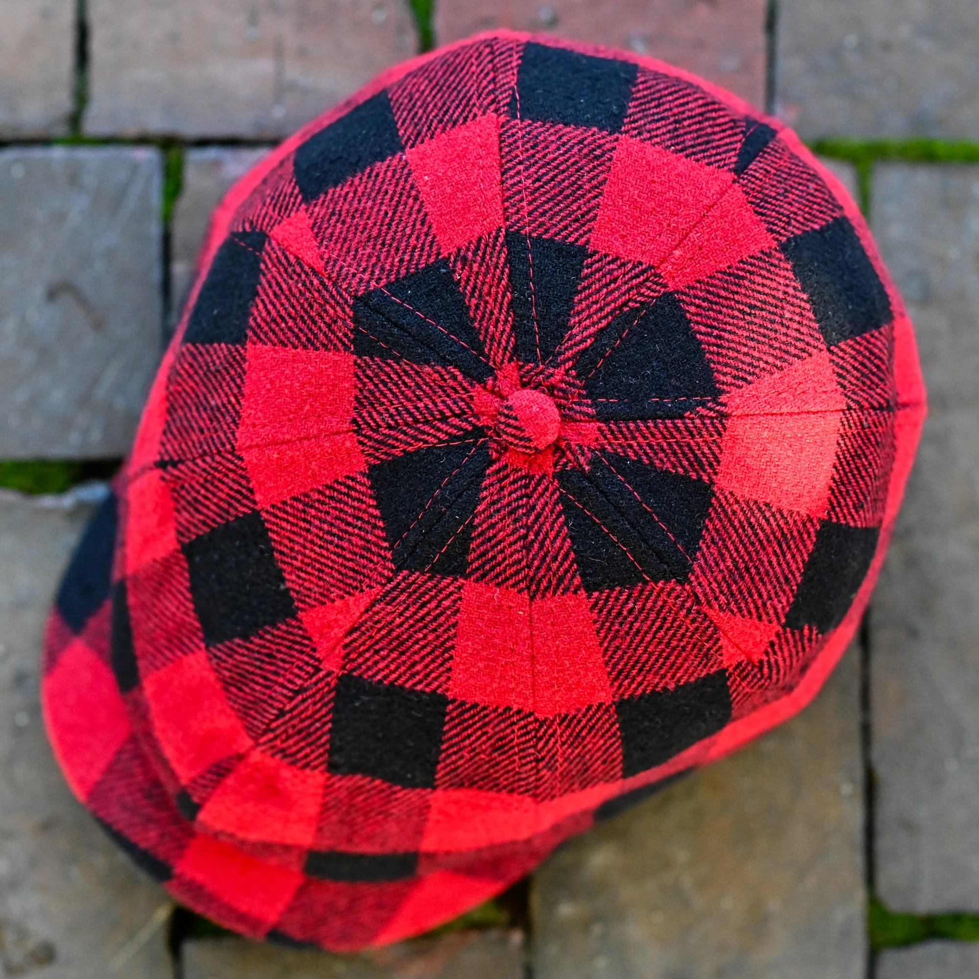 The Buffalo Insulated Baker Boy Boston Scally Cap - Red and Black Plaid - Image 12